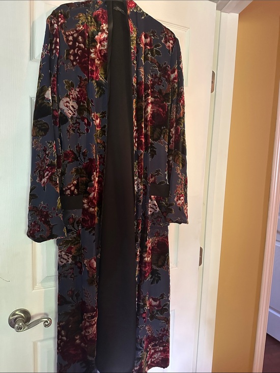 Zara Other - Zara Woman Black Velvet Floral kimono